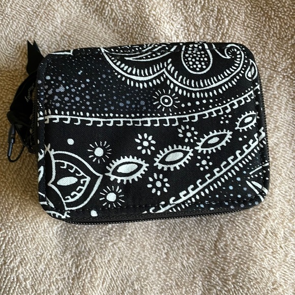 Vera Bradley Travel Pill Case NWT - Picture 2 of 7